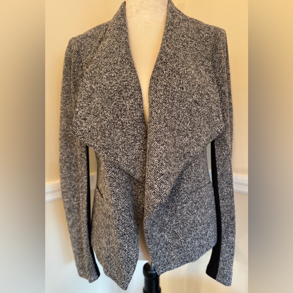 DKNY Jeans Women’s Open Front Soft Tweed-like Draped Sweater Jacket Gray-Black S